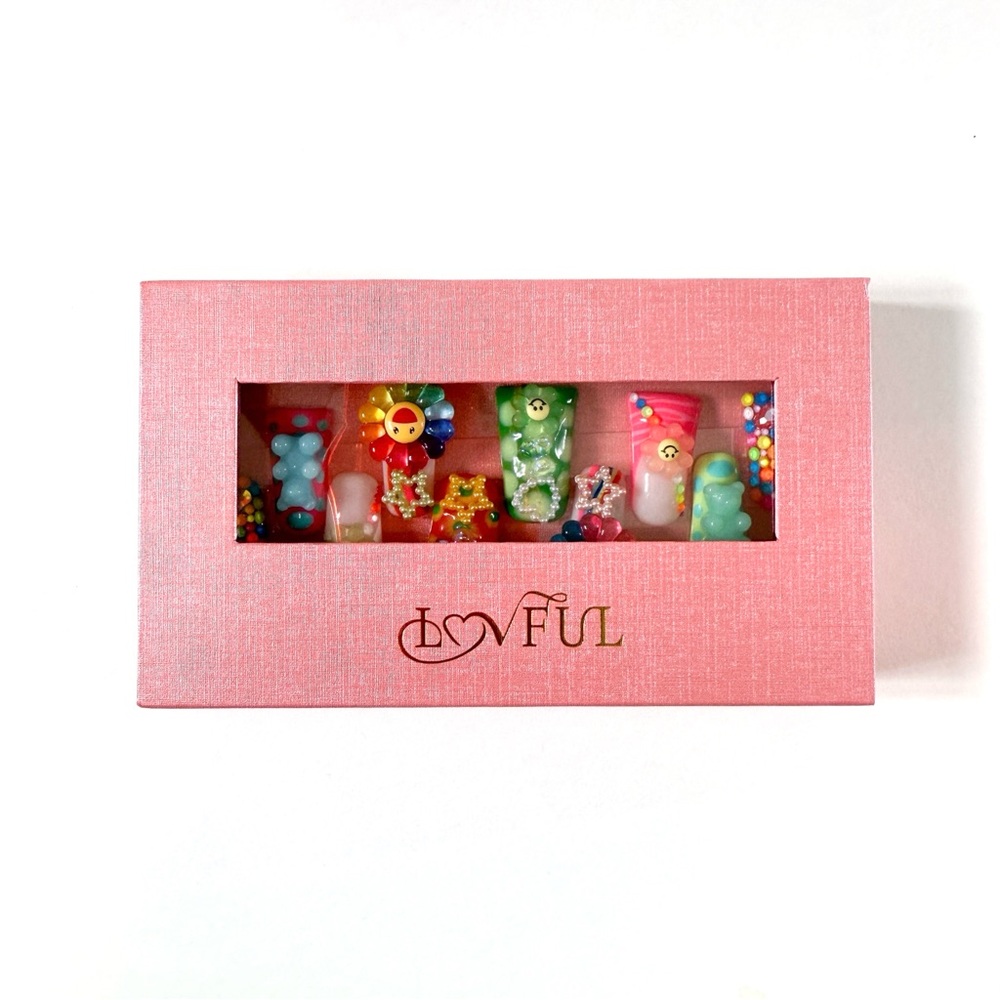 Lovful | Lovkashi Flower Handmade Duck Nails